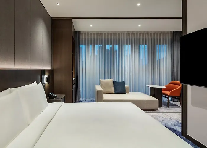Hyatt Place Yeonsan 4* Пусан